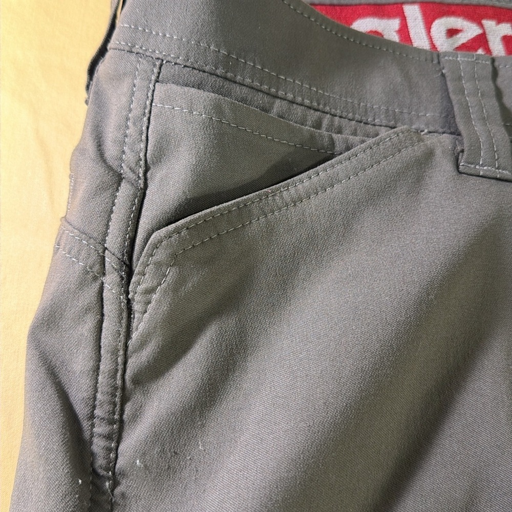 Wrangler men’s all-terrain cargo pants flex waistband size 32/34 - Picture 5 of 8
